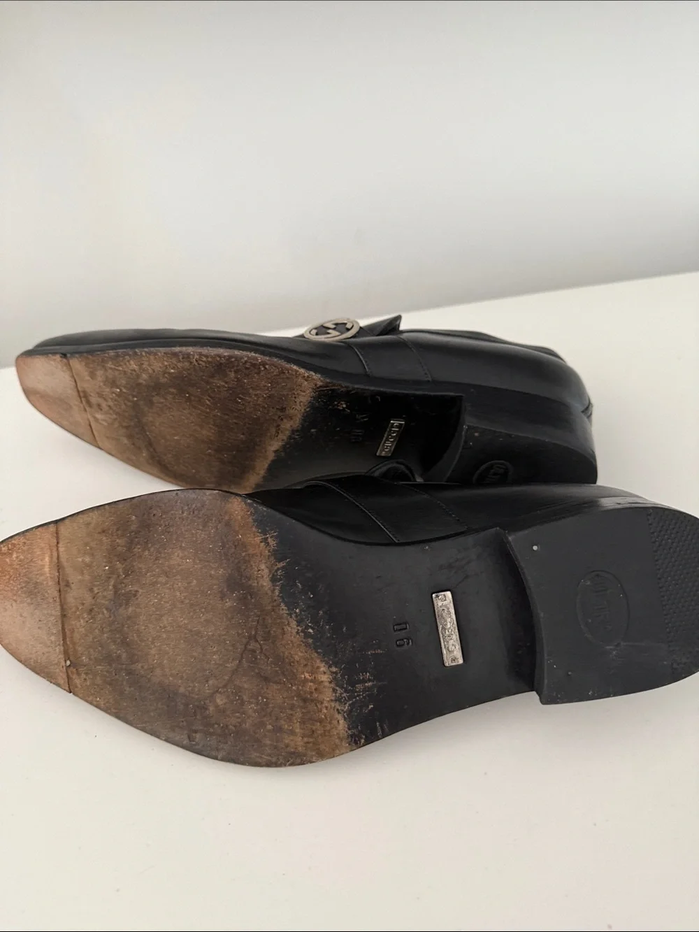 Gucci Black Leather Men's Loafers with Signature Interlocking G Perfect 🤩